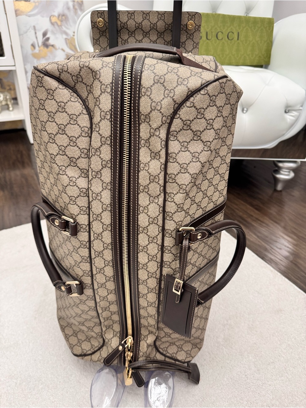 Gucci Beige/Brown Monogram Rolling Travel Duffel - Picture 3 of 16